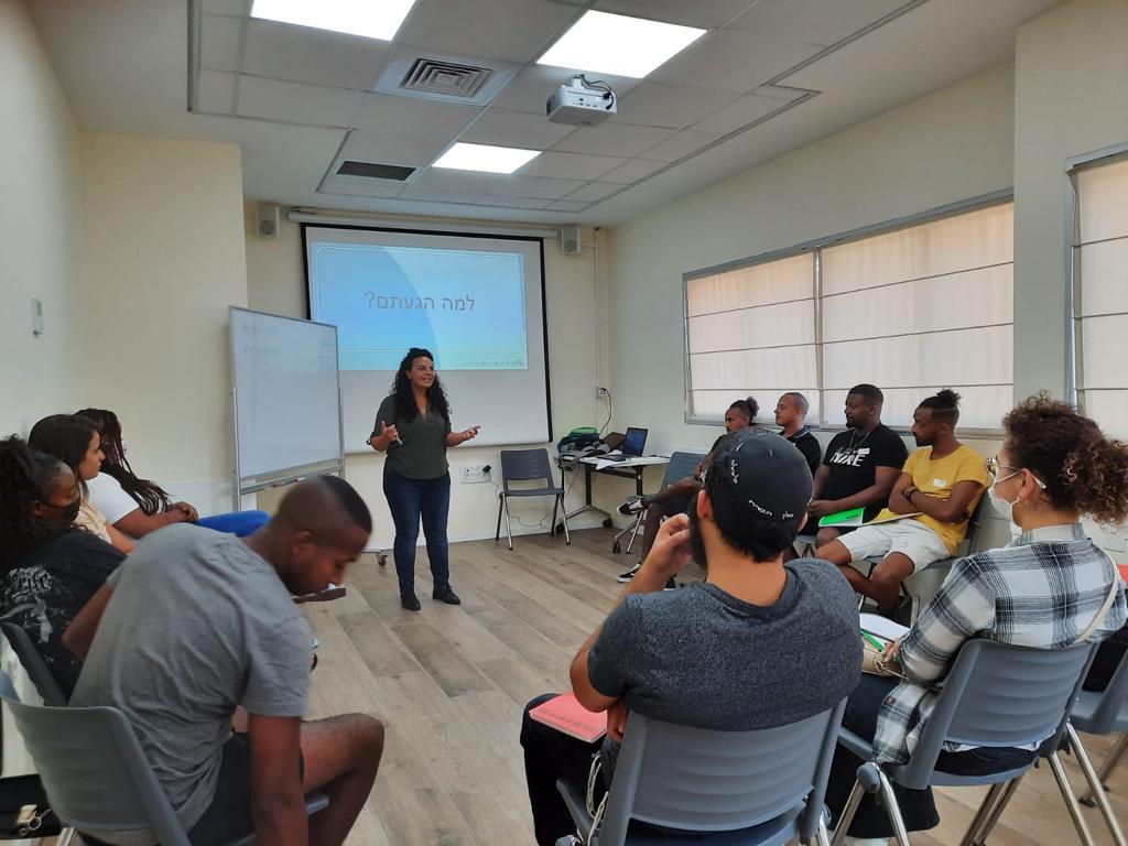 זינוק לקריירה
