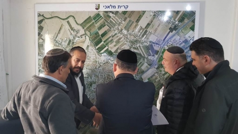 ביקור השר לשירותי דת 2.jpg