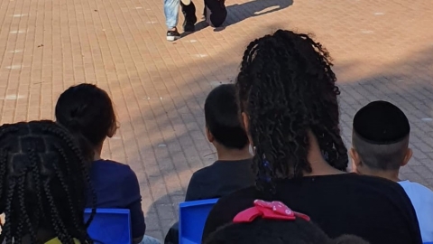 הורה מעשיר- גטהון.jpeg