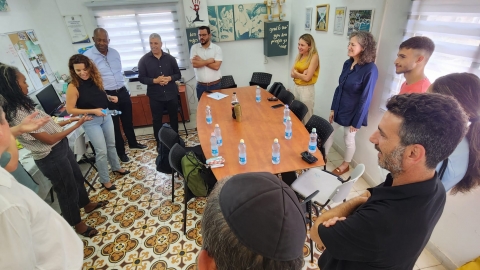 קרן ביידר.jpeg
